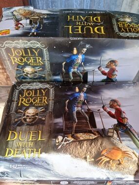 Lindberg JOLLY ROGER MODEL KIT, Duel With Death 2 Sets